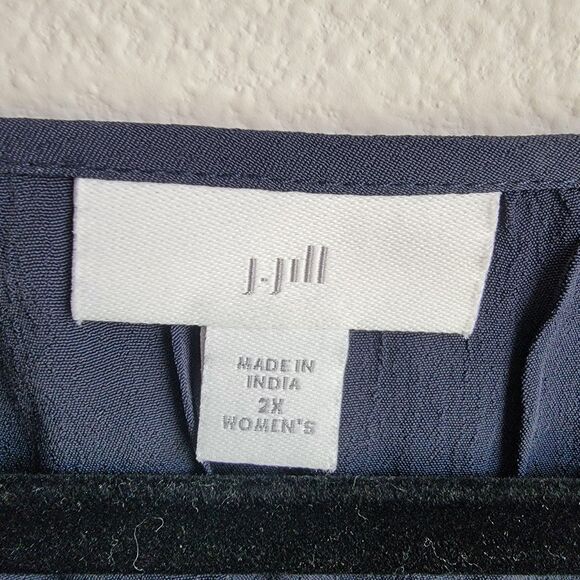 J.Jill Floral Embroidered Blouse Navy 2X Top - Picture 4 of 9